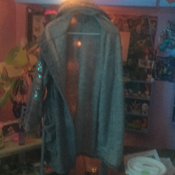 VS PINK Robe - Picture 3 of 4